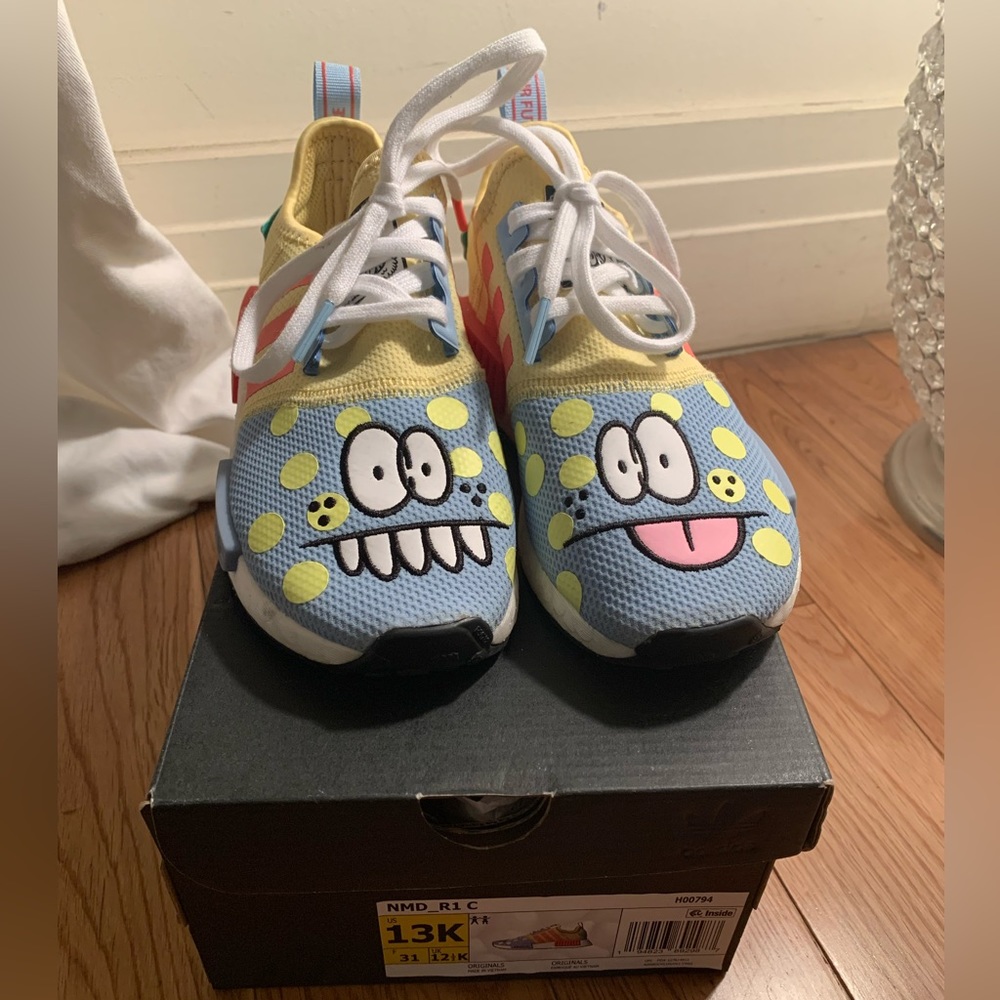 Adidas NMD_R1 J Kevin Lyons Sand/Coral/Sky